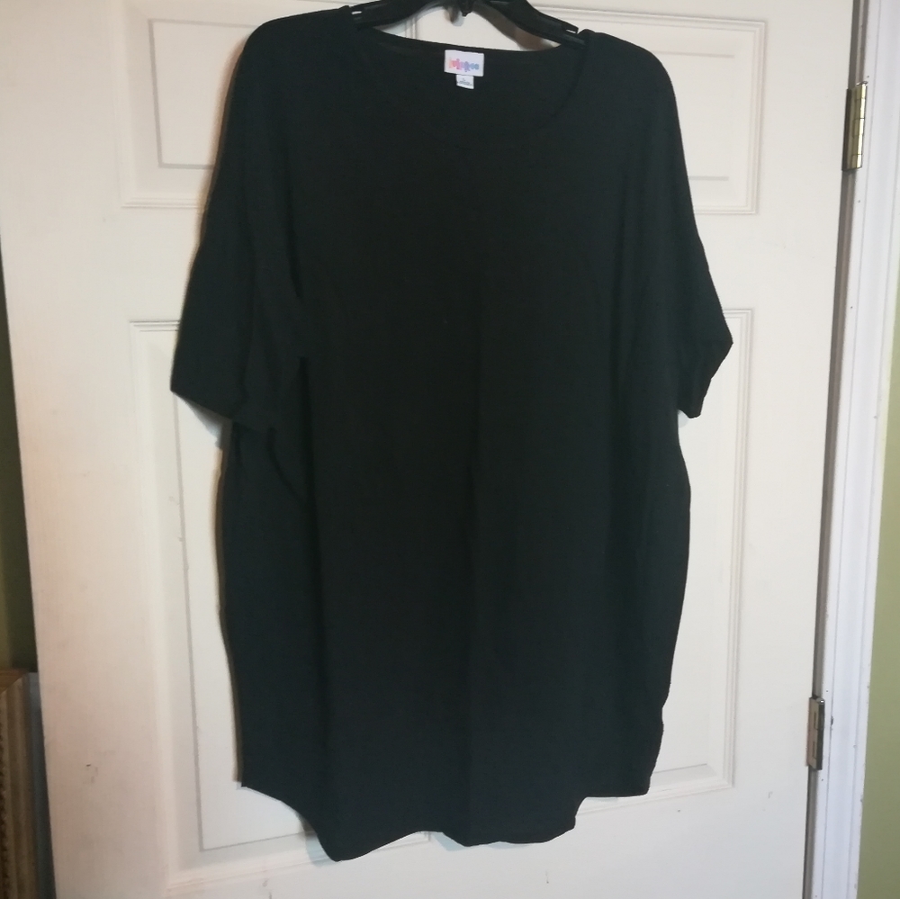 MOVING SALE! Solid black LuLaRoe Irma M